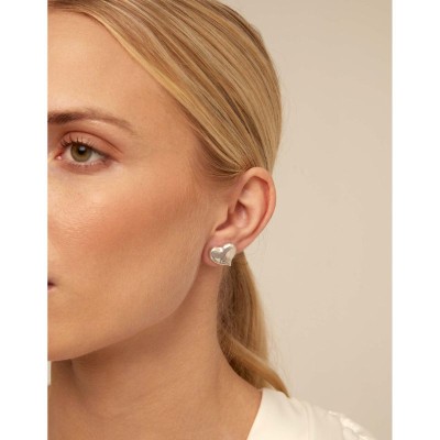 Orecchini placcati argento Sterling a forma di cuore medio 2