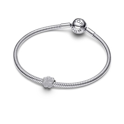 Mini Charm Quadrifoglio effetto diamantato 2