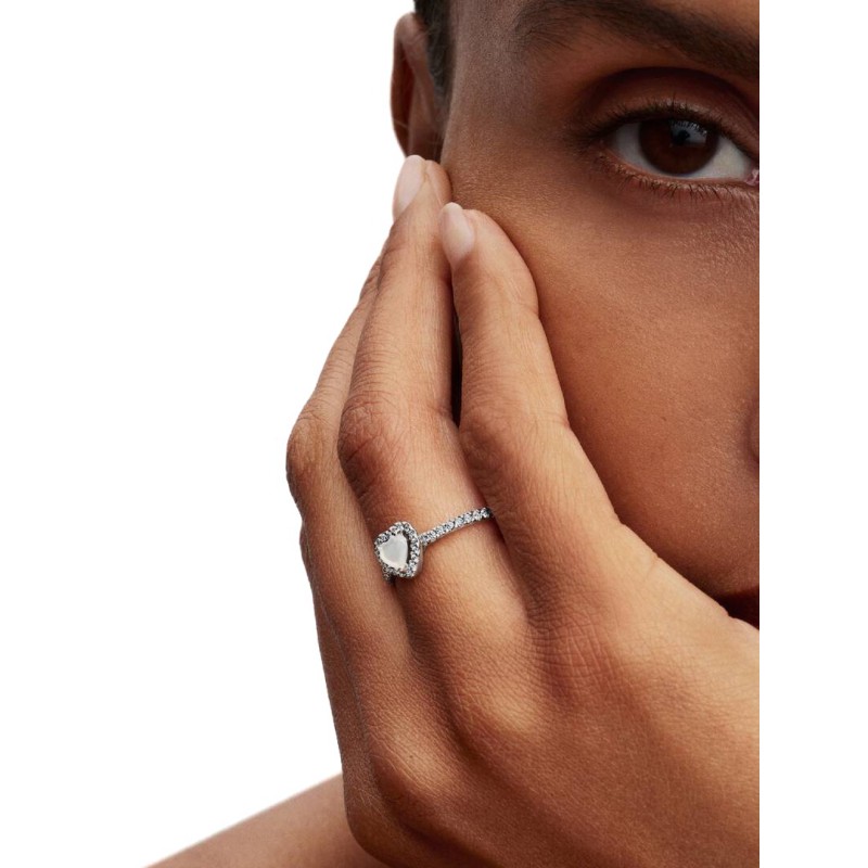 Anello Cuore in Rilievo Bianco