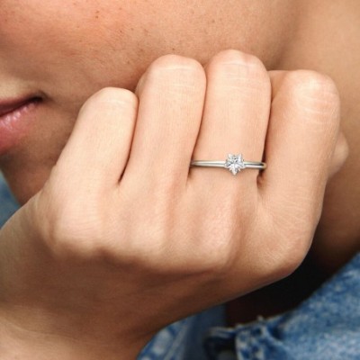 Disney Minnie Mouse sterling silver ring with clear cubic zirconia 2