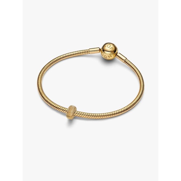 14k gold-plated diamond pointed mini clip with silicone grip
