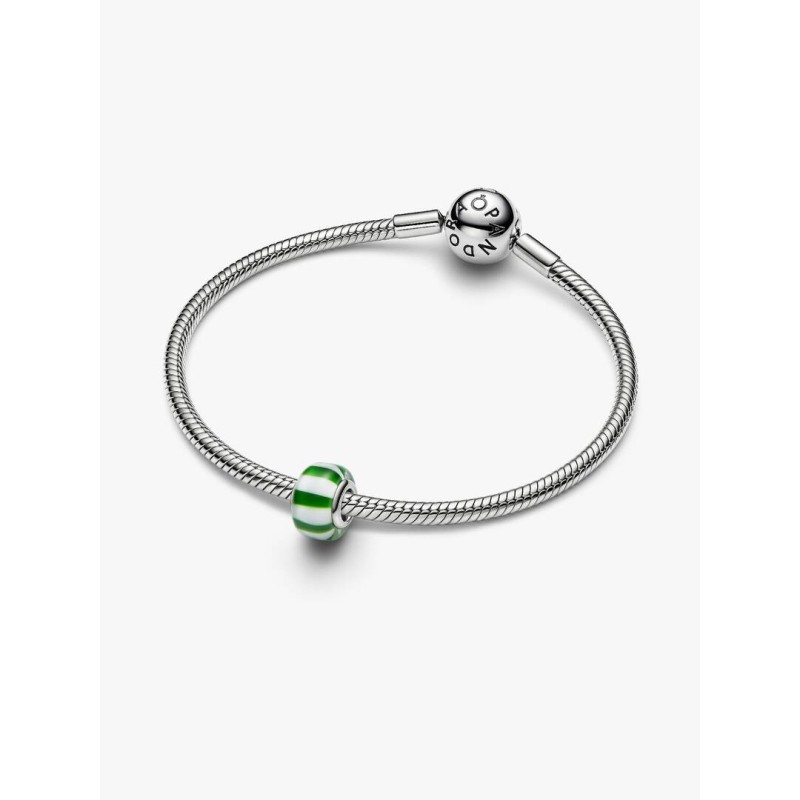 Platinum-plated charm with green and white Murano glass