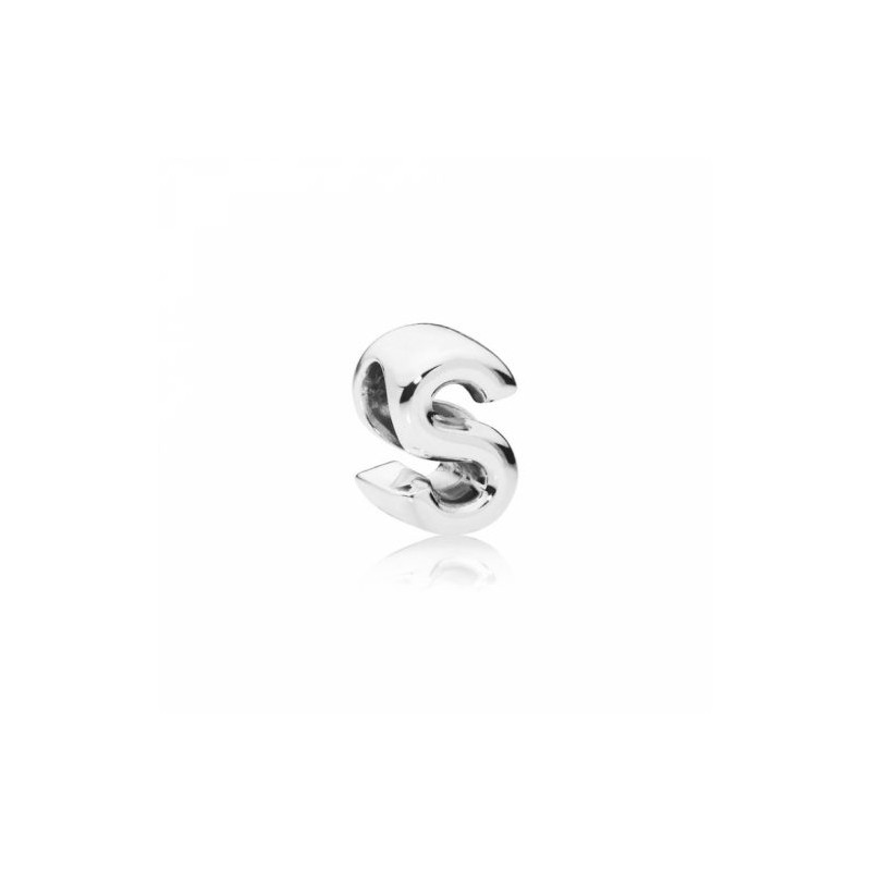 Charm Lettera S