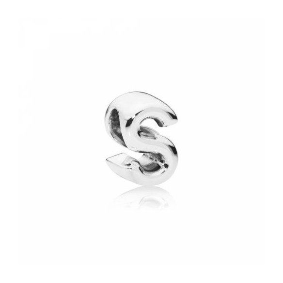 Charm Lettera S