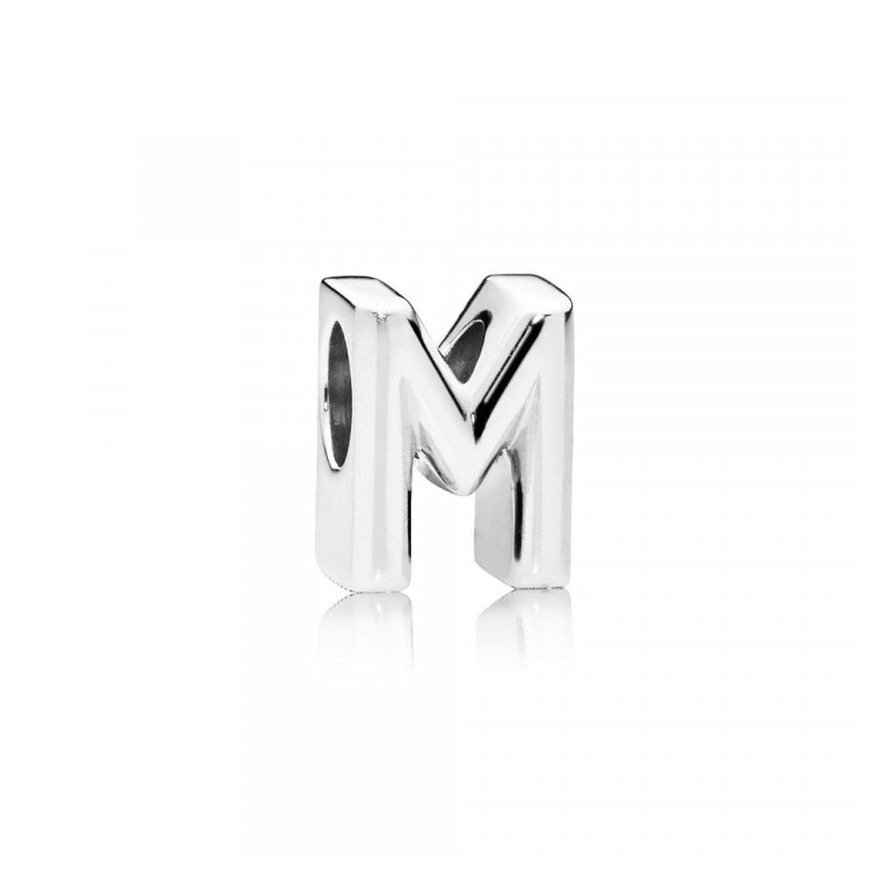 Charm Lettera M