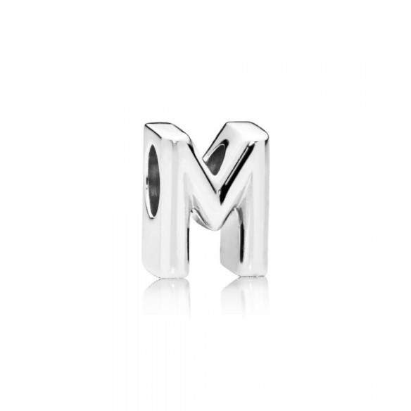 Charm Lettera M